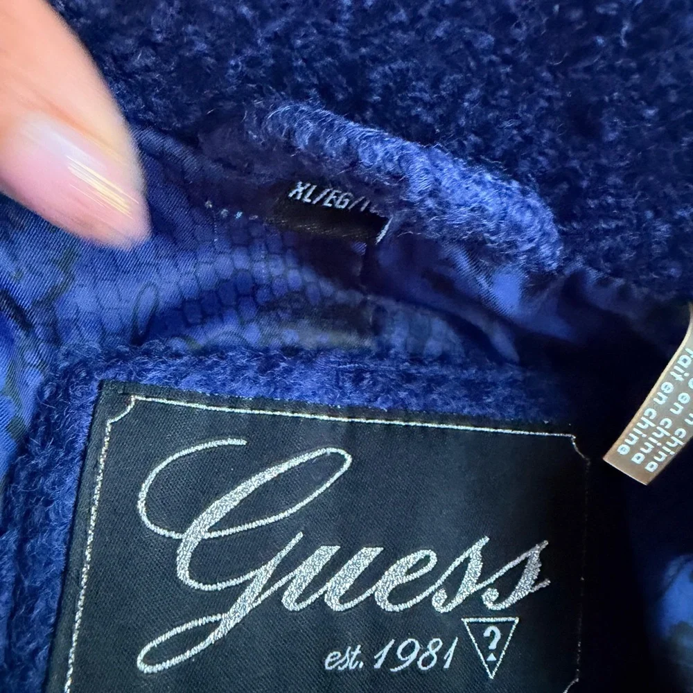 GUESS Blue Zip-Up Jacket Size XL Soft Knit Light Pilling Coat Great Condition - Picture 12 of 15